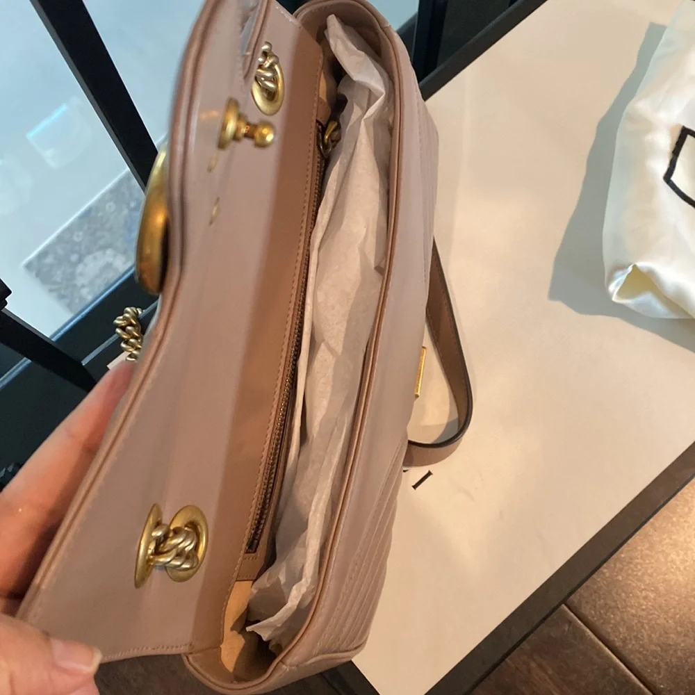 Gucci Double G Marmont shoulder bag - Medium. EXCELLENT condition. - Picture 5 of 8